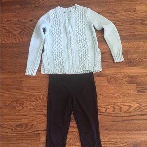 Gap sweater and black legging